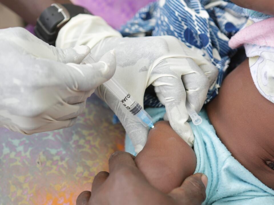 Arrivée des vaccins COVAX — 4